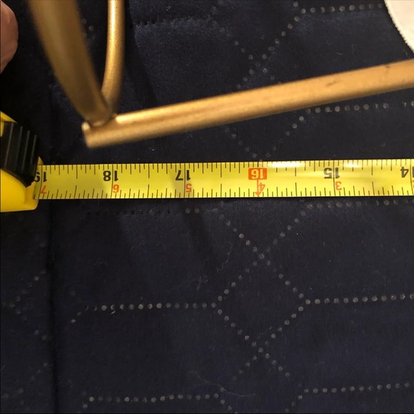 Metal angel candle holder - Picture 8 of 8